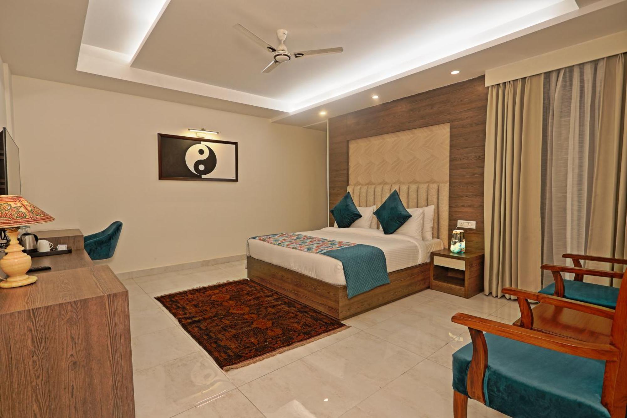 Hotel Oxmo Delhi Airport With Free Airport Transsfer Nueva Delhi Exterior foto
