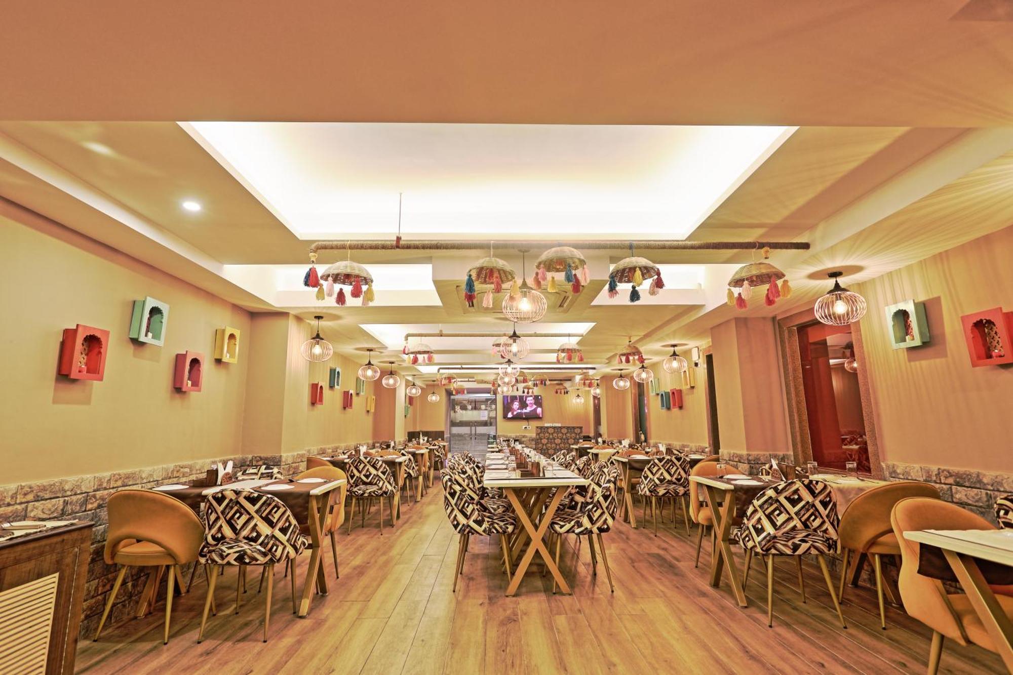 Hotel Oxmo Delhi Airport With Free Airport Transsfer Nueva Delhi Exterior foto