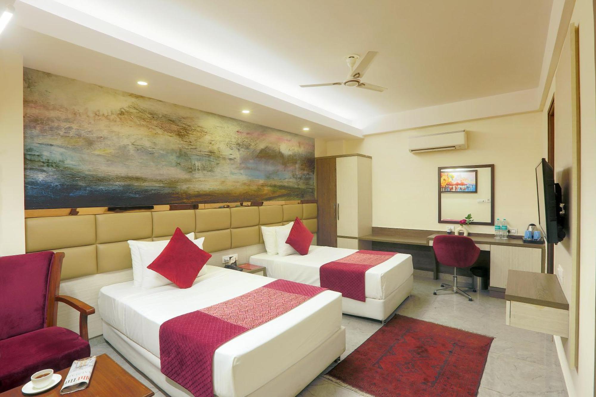 Hotel Oxmo Delhi Airport With Free Airport Transsfer Nueva Delhi Exterior foto